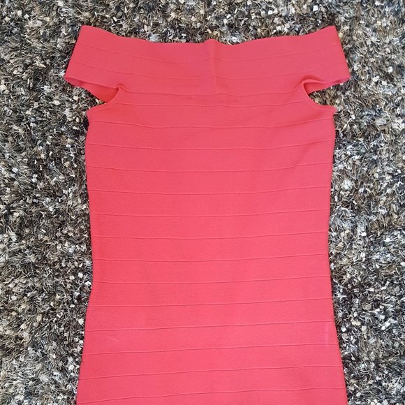 GUESS Bandage Dress - Picture 10 of 10